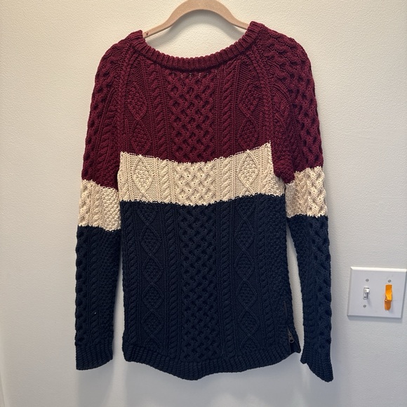 Signature Colorblock Cable Knit Sweater - Picture 5 of 5